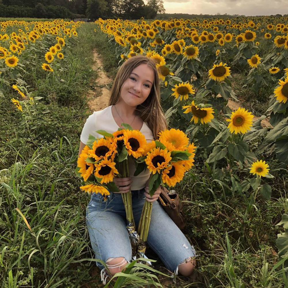 Meet your Posher, Amanda Jewel